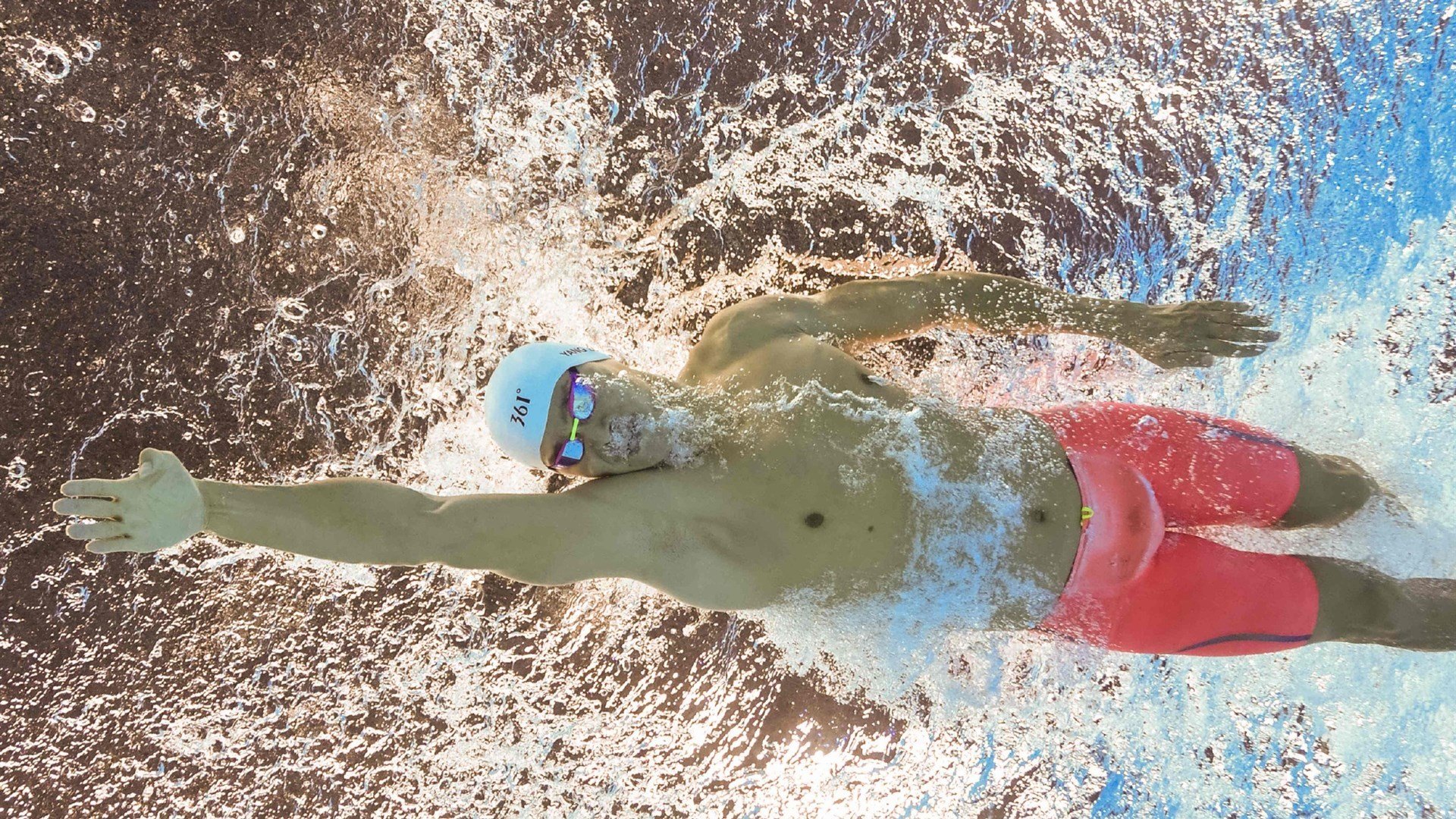 开云APP-冰火淬炼，从温网滑铁卢到年终加冕，西西帕斯的史诗级重生